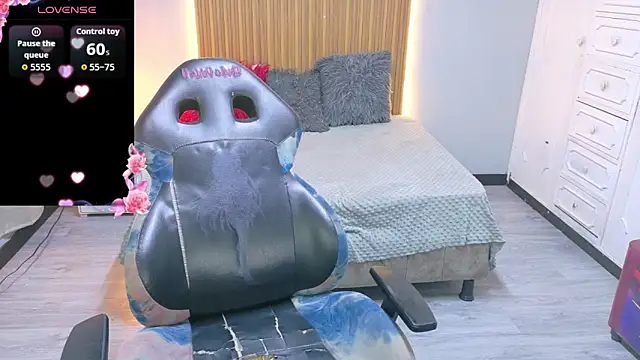 Snapshot of sailor_moon07 chatting on 15, 1, 2026 sailor moon07 online show from 15, 1, 2026