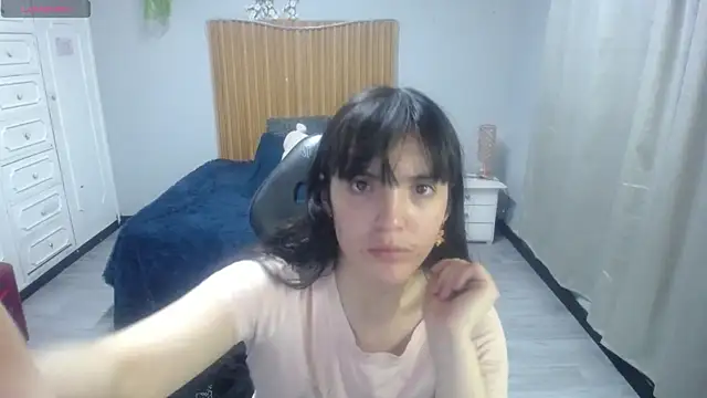 Snapshot of sailor_moon07 chatting on 14, 5, 2026 sailor moon07 online show from 14, 5, 2026