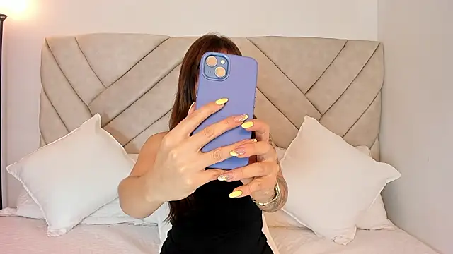 DarlinJones online show from 8, 1, 2026