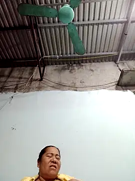 Queen 18200 online show from 1, 12, 2025