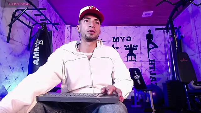 Snapshot of DrakeNeumann chatting on 13, 2, 2026 DrakeNeumann online show from 13, 2, 2026