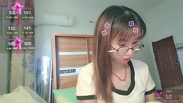 Snapshot of Lili_666 chatting on 18, 6, 2026 Lili 666 online show from 18, 6, 2026