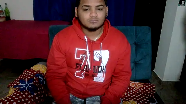 Snapshot of Boycuriousxxx chatting on 6, 7, 2026 Boycuriousxxx online show from 6, 7, 2026