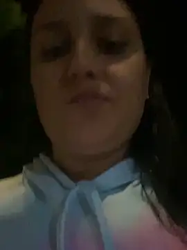 saray gomez22 online show from 20, 1, 2025