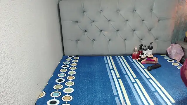 ginasailor online show from 15, 12, 2025