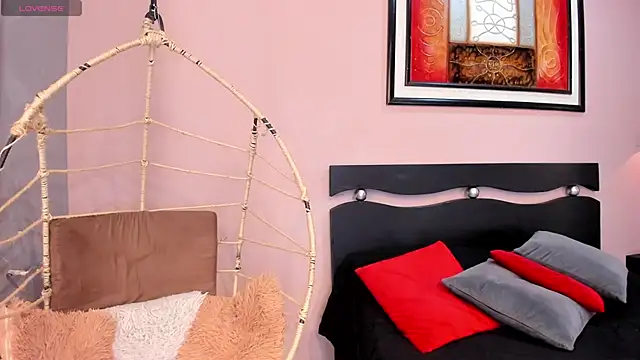 Miranda doll  online show from 15, 11, 2025