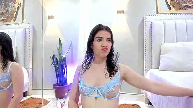 Miranda doll  online show from 17, 11, 2025