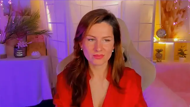 April o Nill online show from 10, 12, 2024