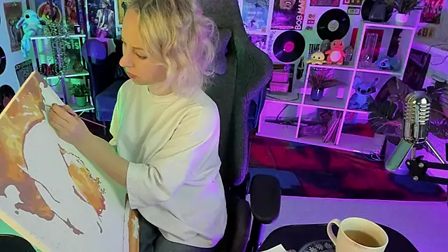 LylithSkye online show from 11, 12, 2024