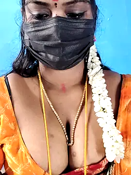 Snapshot of mayaa2u chatting on 10, 5, 2026 mayaa2u online show from 10, 5, 2026