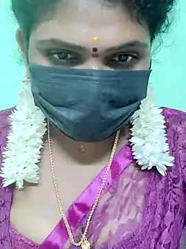 Snapshot of malliga98 chatting on 4, 2, 2025 malliga98 online show from 4, 2, 2025