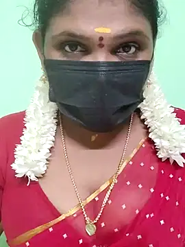 Snapshot of malliga98 chatting on 5, 3, 2025 malliga98 online show from 5, 3, 2025