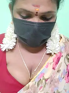 Snapshot of malliga98 chatting on 6, 3, 2025 malliga98 online show from 6, 3, 2025