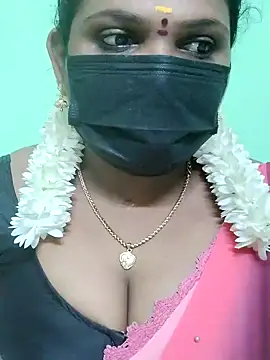 Snapshot of malliga98 chatting on 8, 3, 2025 malliga98 online show from 8, 3, 2025