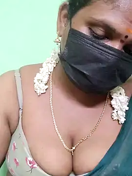 Snapshot of malliga98 chatting on 14, 3, 2025 malliga98 online show from 14, 3, 2025