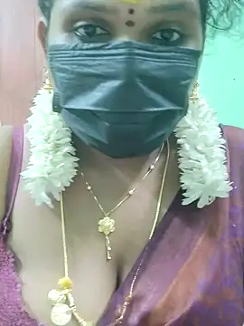 Snapshot of malliga98 chatting on 14, 9, 2025 malliga98 online show from 14, 9, 2025