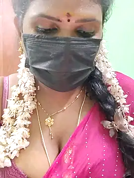 Snapshot of malliga98 chatting on 28, 9, 2025 malliga98 online show from 28, 9, 2025