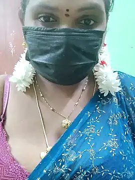 Snapshot of malliga98 chatting on 1, 11, 2025 malliga98 online show from 1, 11, 2025