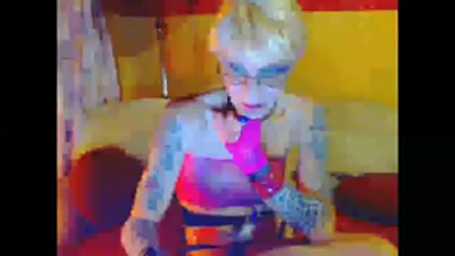 Snapshot of cuxladyboy chatting on 28, 5, 2026 cuxladyboy online show from 28, 5, 2026