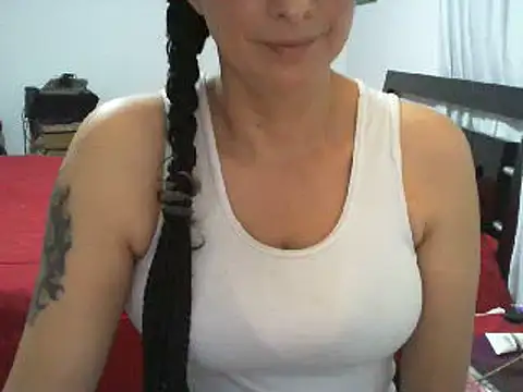 Snapshot of Jennys_room_77 chatting on 2, 1, 2025 Jennys room 77 online show from 2, 1, 2025