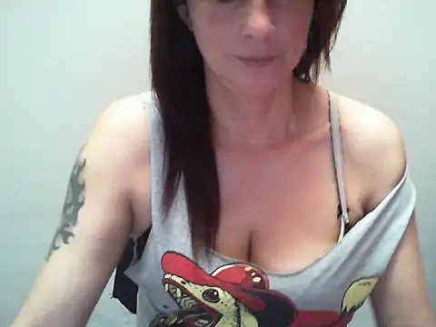 Snapshot of Jennys_room_77 chatting on 8, 9, 2025 Jennys room 77 online show from 8, 9, 2025