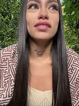 Effy Bonny online show from 22, 3, 2025