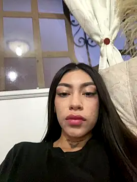 Effy Bonny online show from 1, 10, 2025