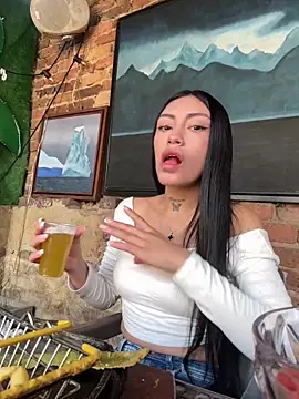 Effy Bonny online show from 16, 12, 2025