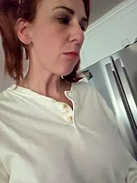 Snapshot of MissyRoulette chatting on 15, 9, 2025 MissyRoulette online show from 15, 9, 2025