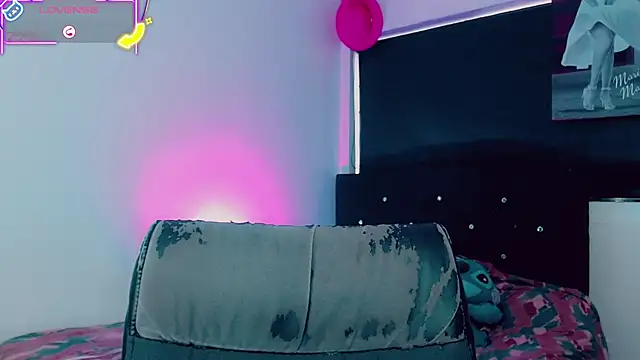 Snapshot of Kendall_hornyy chatting on 7, 5, 2026 Kendall hornyy online show from 7, 5, 2026