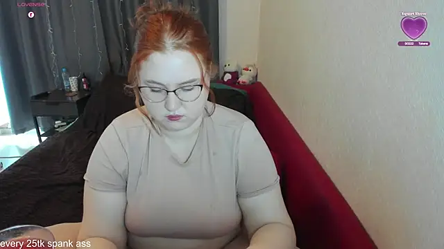 Snapshot of GeorginiaGrimes chatting on 9, 6, 2026 GeorginiaGrimes online show from 9, 6, 2026