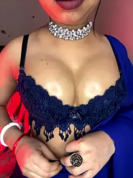 Hot-sexy222 online show from 12, 1, 2026