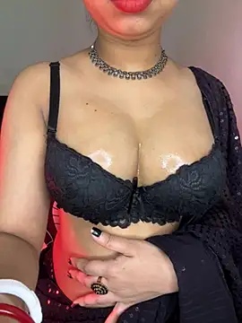 Hot-sexy222 online show from 15, 4, 2026