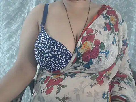 cute-priy online show from 29, 6, 2026
