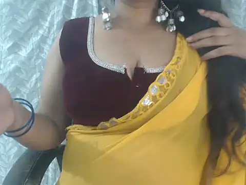 cute-priy online show from 20, 7, 2026