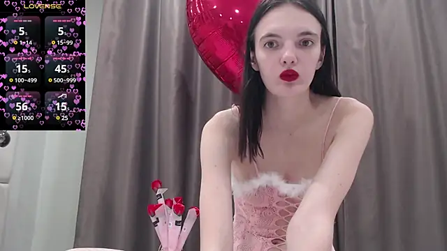 Snapshot of Lia__meow chatting on 15, 2, 2025 Lia  meow online show from 15, 2, 2025