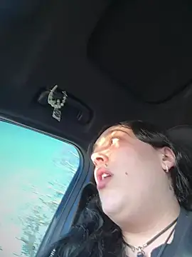 ThicBunz online show from 18, 3, 2026