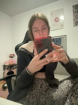 Piinkpandora online show from 12, 2, 2026