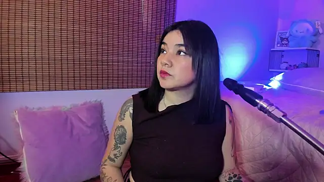 Snapshot of JeyLee chatting on 25, 9, 2025 JeyLee online show from 25, 9, 2025