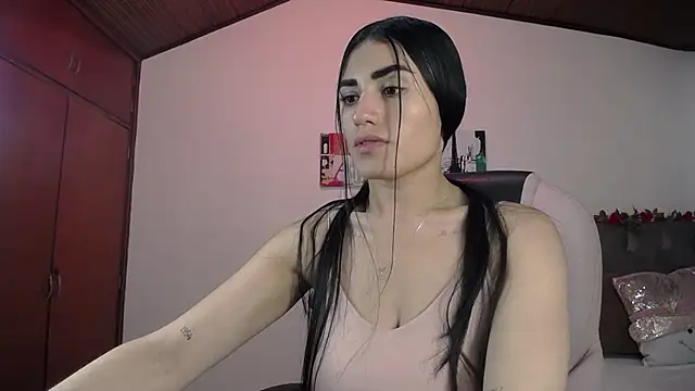 Snapshot of Alheli_16 chatting on 20, 12, 2024 Alheli 16 online show from 20, 12, 2024