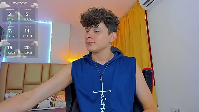 Snapshot of Nathan_Bluee chatting on 16, 1, 2025 Nathan Bluee online show from 16, 1, 2025