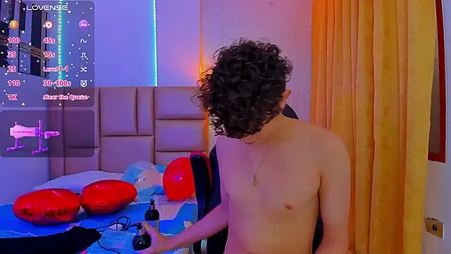 Snapshot of Nathan_Bluee chatting on 15, 2, 2025 Nathan Bluee online show from 15, 2, 2025