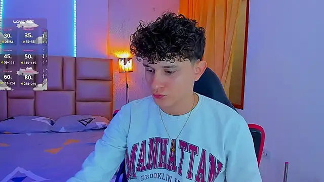 Snapshot of Nathan_Bluee chatting on 24, 2, 2025 Nathan Bluee online show from 24, 2, 2025