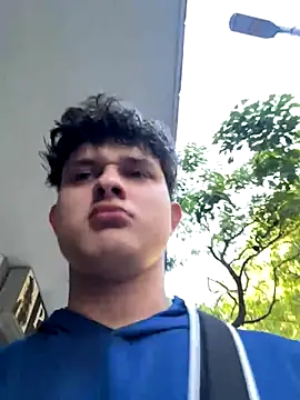 Snapshot of Nathan_Bluee chatting on 21, 9, 2025 Nathan Bluee online show from 21, 9, 2025