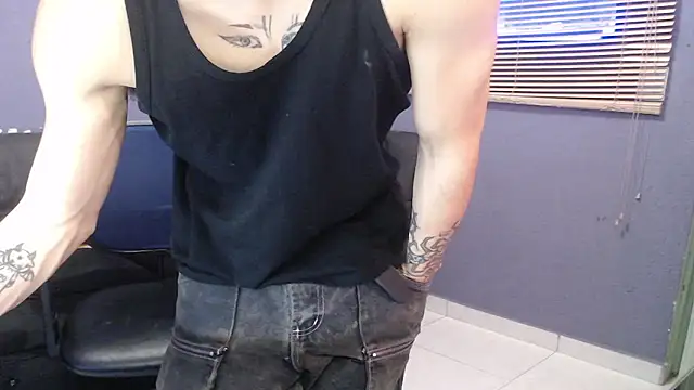 Snapshot of Andy_bapho chatting on 8, 1, 2026 Andy bapho online show from 8, 1, 2026