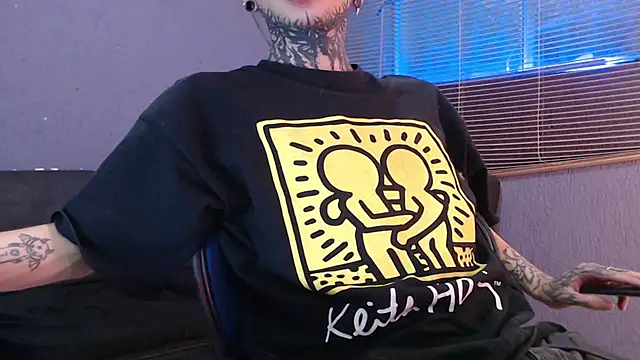 Snapshot of Andy_bapho chatting on 4, 2, 2026 Andy bapho online show from 4, 2, 2026