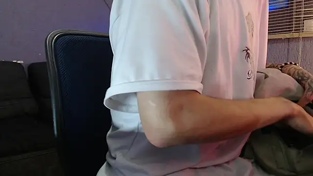 Snapshot of Andy_bapho chatting on 16, 2, 2026 Andy bapho online show from 16, 2, 2026