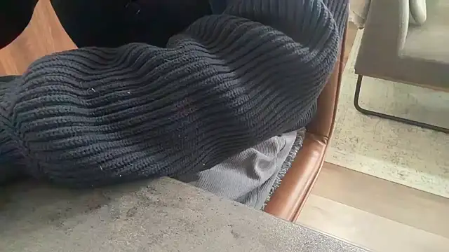 Snapshot of atom0407 chatting on 10, 3, 2026 atom0407 online show from 10, 3, 2026