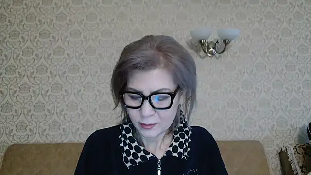 Elegant00Lady online show from 19, 12, 2025