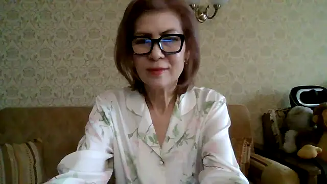 Elegant00Lady online show from 6, 2, 2026